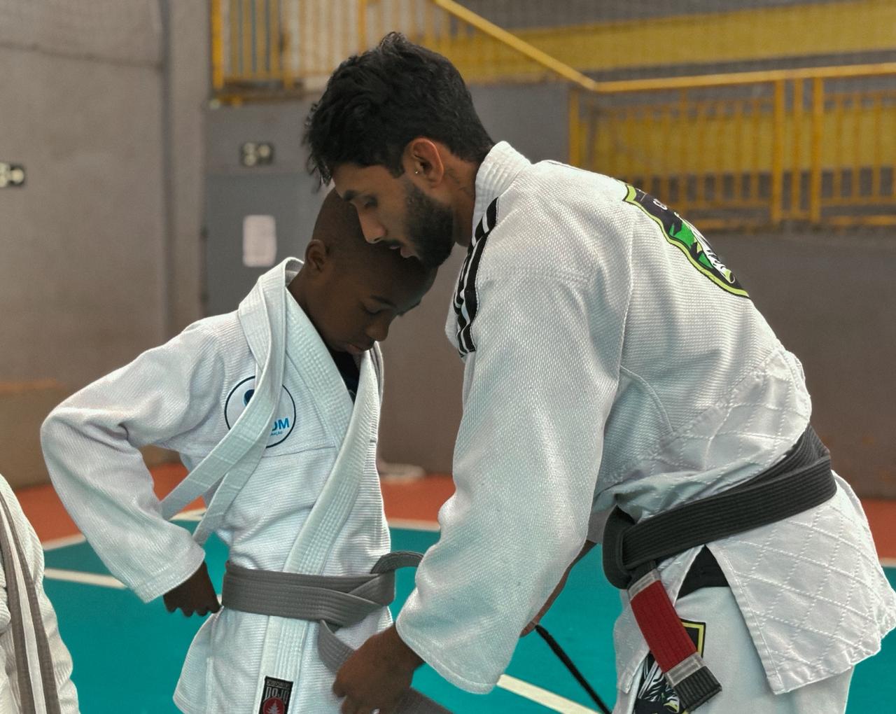 GRADUAÇÃO DOS ALUNOS DA AFICOM NO JIU JITSU