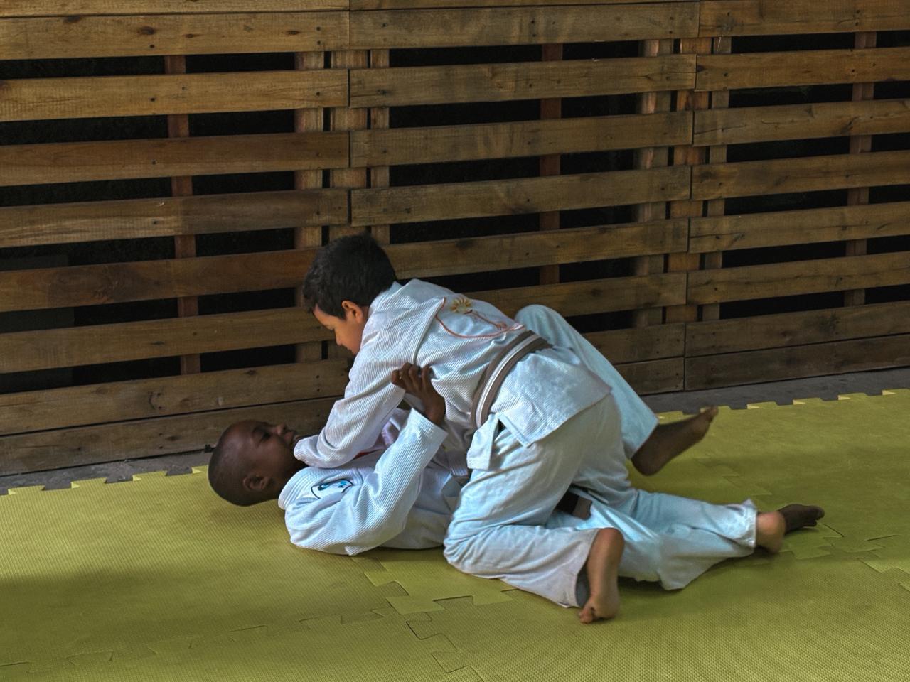 Aula de Jiu Jitsu - Crianças